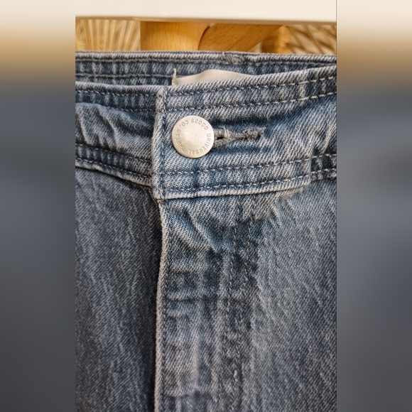 Universal Thread Women's Wide Legged Blue Jeans_12R - Picture 2 of 6